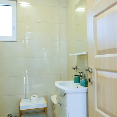 Holiday home Pool House Paun Podgorica