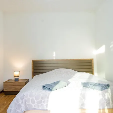 Pool House Paun * Podgorica