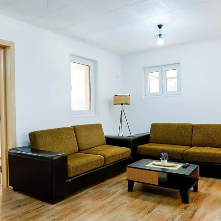 Holiday home Pool House Paun